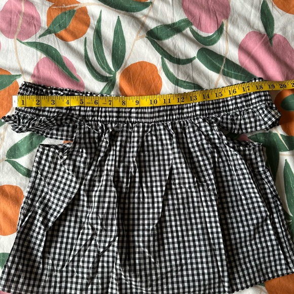 Guess Top - Picture 4 of 6